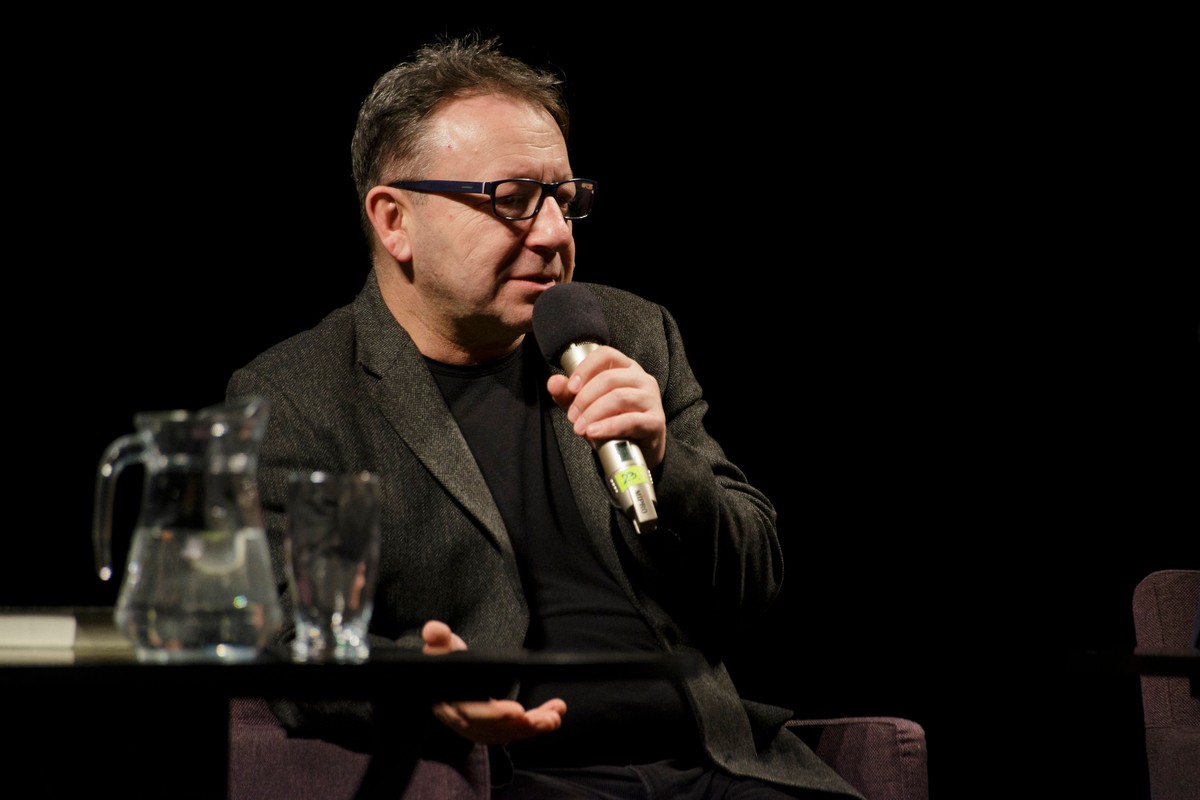 Zbigniew Zamachowski: Obłęd, w którym żyjemy, musi się skończyć. Rozmowa - Polityka - Vimarsana News