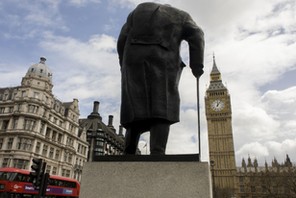 UK - London - Winston Churchill and Palace of Westminster