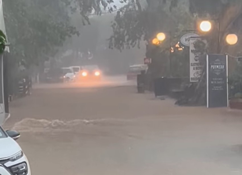 Bujične poplave po ulicama