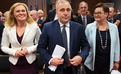 Konwencja KO w Pałacu Kultury. Odwrócenie reform PiS, "odbudowa demokracji", powrót in vitro. Co jeszcze?