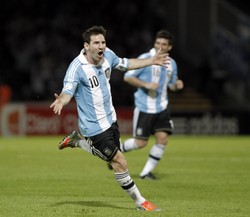 Messi czy Ronaldo? Rooney stawia na Argentyńczyka