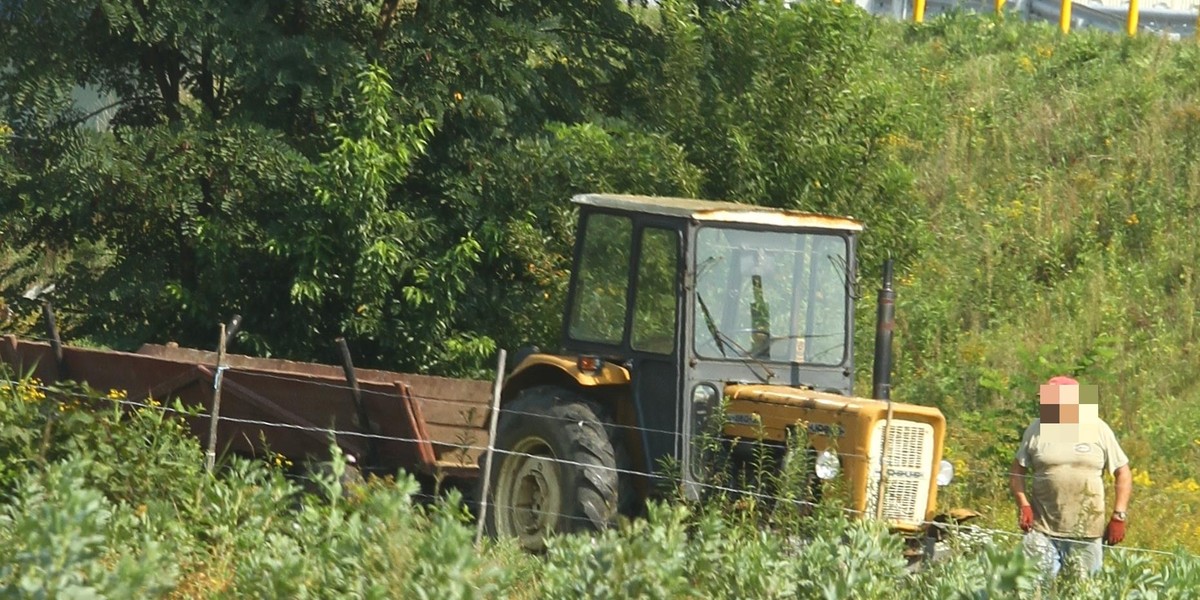 Prawie 30 letni ciągnik poróżnił dwie rodziny