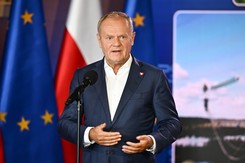 Nowy ranking zaufania Polaków zaskakuje. Tusk poza TOP 5, a lider? Nieoczywisty