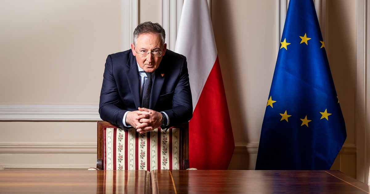Sienkiewicz: schody smoleńskie nie powinny stać na pl. Piłsudskiego. „Będzie awantura”