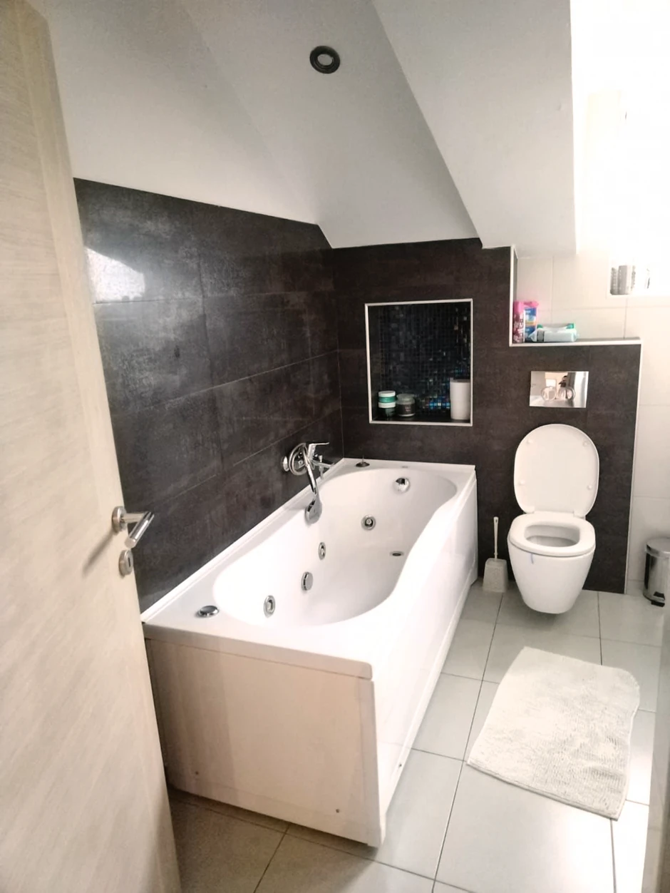 Adam Davenport stan - pokazao kako izgleda oaza mira