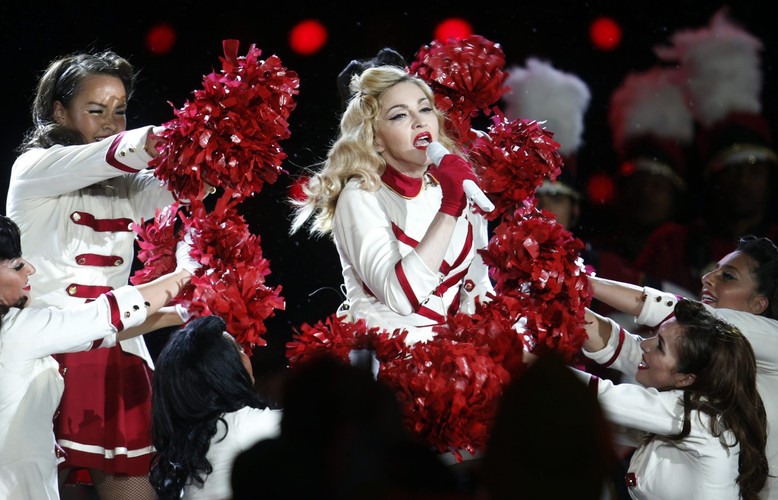 Madonna podczas koncertu w Santiago