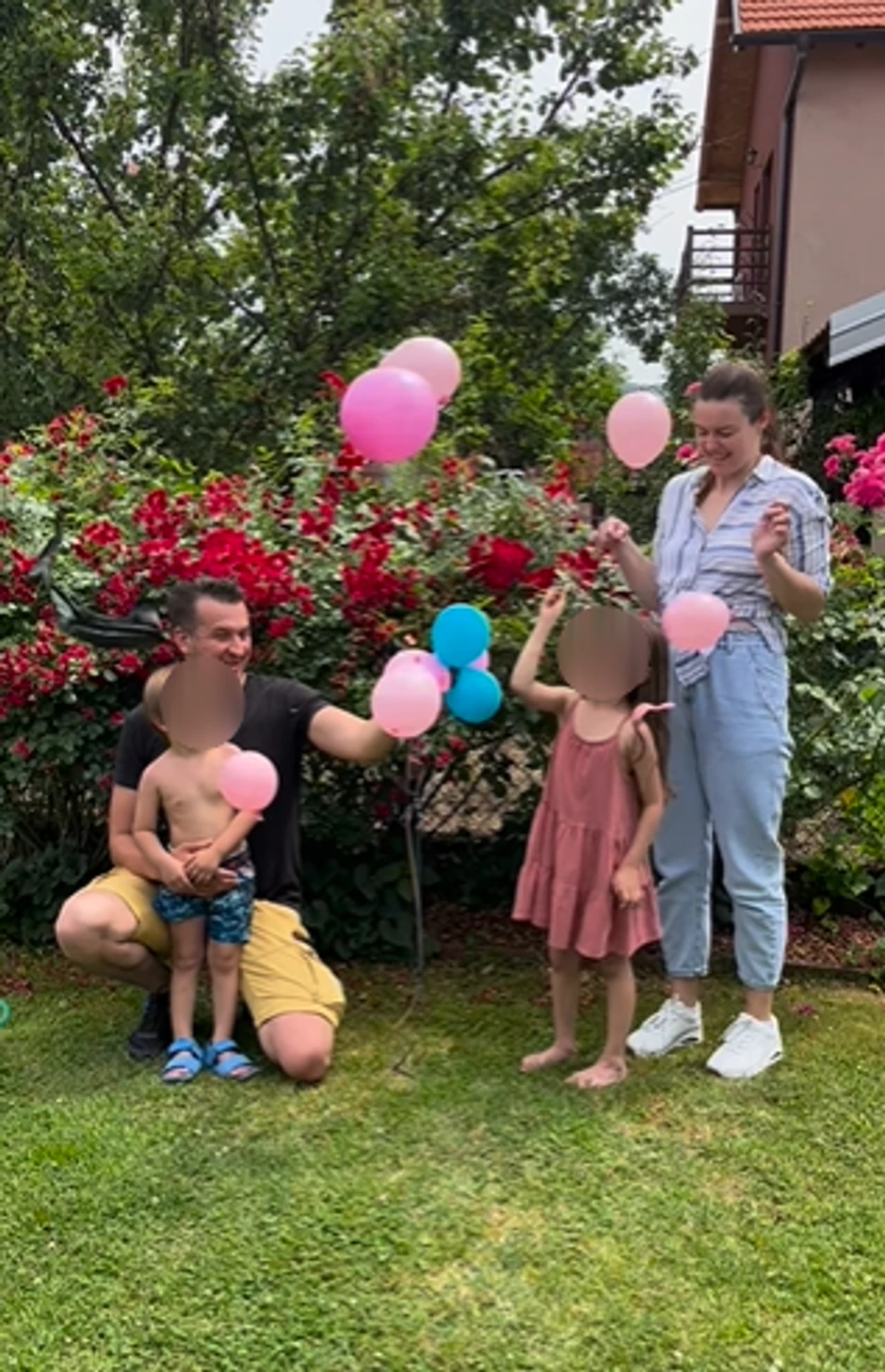 Glumica otkrila da čeka devojčicu