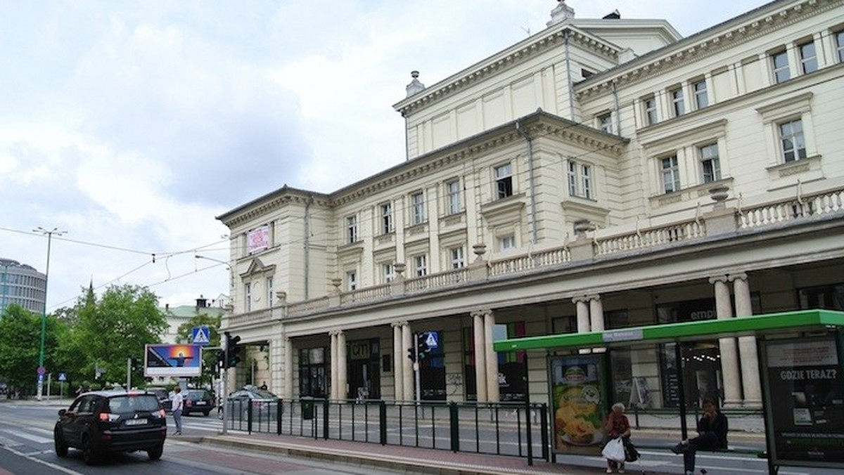 Ewa Wójciak, dyrektor Teatru Ósmego Dnia - a właściwie już była dyrektor, jak twierdz władze Poznania - nie ustaje w udzielaniu wypowiedzi na temat swojej pracy. A przedstawiciele miasta konsekwentnie je prostują. O co poszło tym razem?