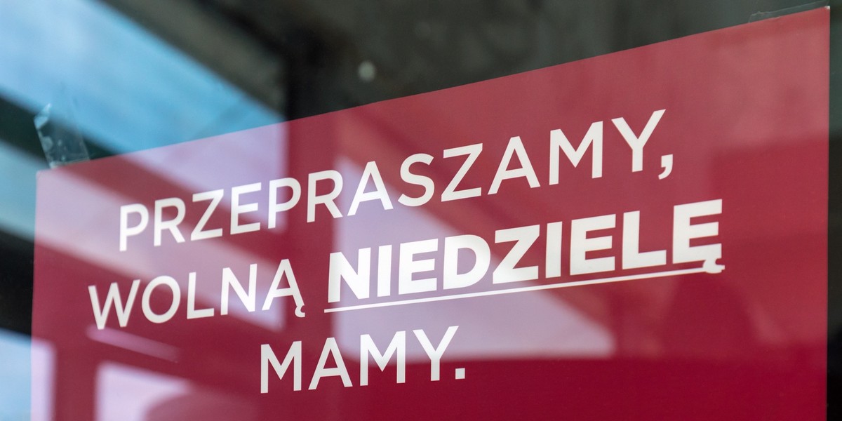 Solidarność chce nowelizacji ustawy o ograniczeniu handlu w niedzielę. Związkowcy uważają, że sklepikarze sprytnie obchodzą przepisy