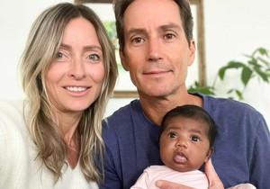 Beli roditelji dobili crnu bebu, a kada su uradili DNK test šok je bila blaga reč