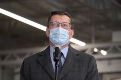 Żaryn pisze o "majstrowaniu przy faktach" na temat roli Polski w Holokauście