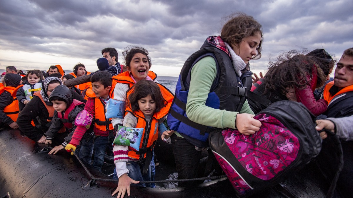 Spłonął obóz dla uchodźców w Grande-Synthe w północnej Francji. Wcześniej wybuchły tam bójki między migrantami, a także między nimi i interweniującą policją. Jak poinformowały we wtorek nad ranem lokalne media, co najmniej 10 osób zostało rannych.