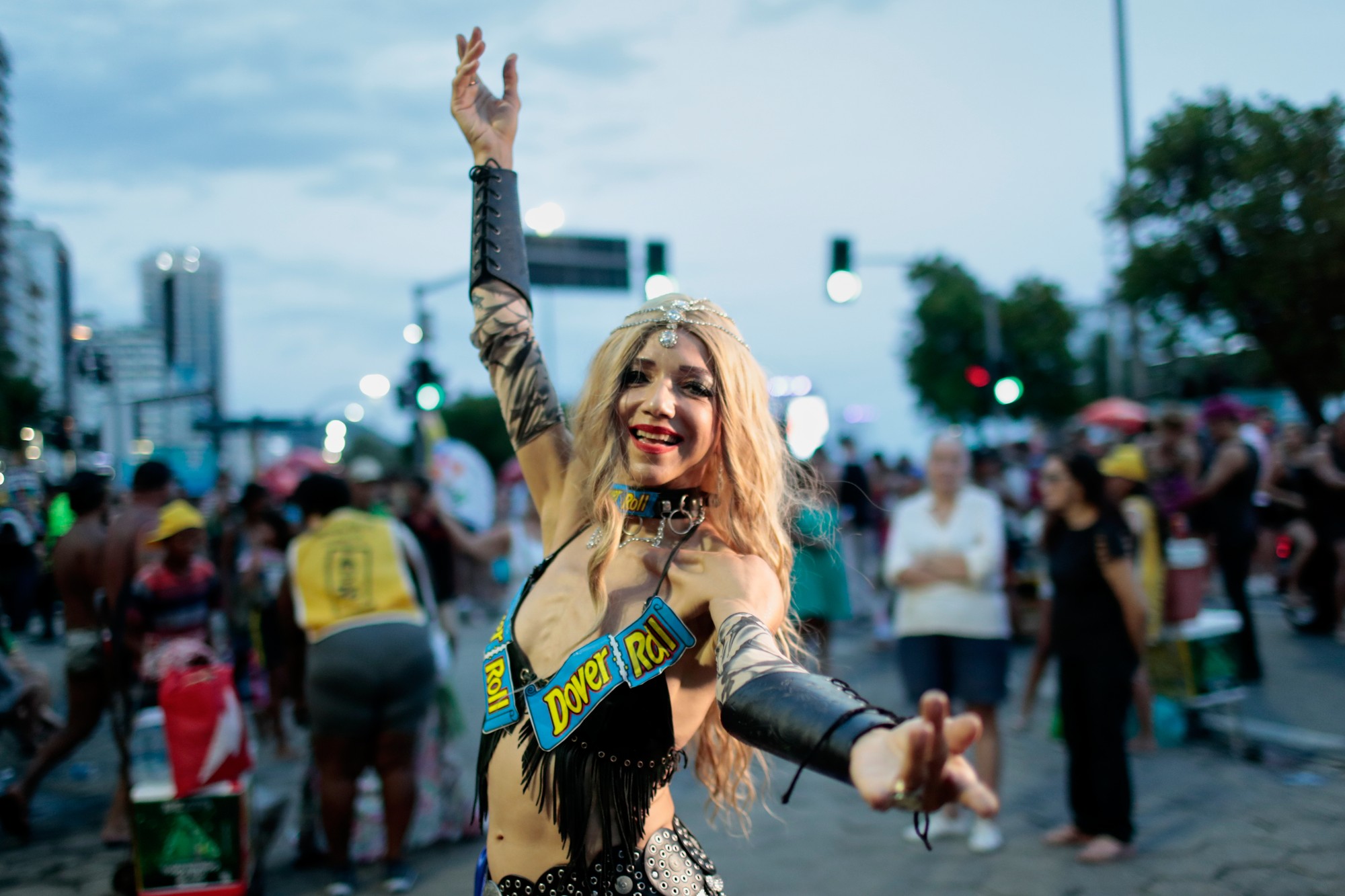 Shakira vystúpila na pláži Copacabana v brazílskom Riu de Janeiro.