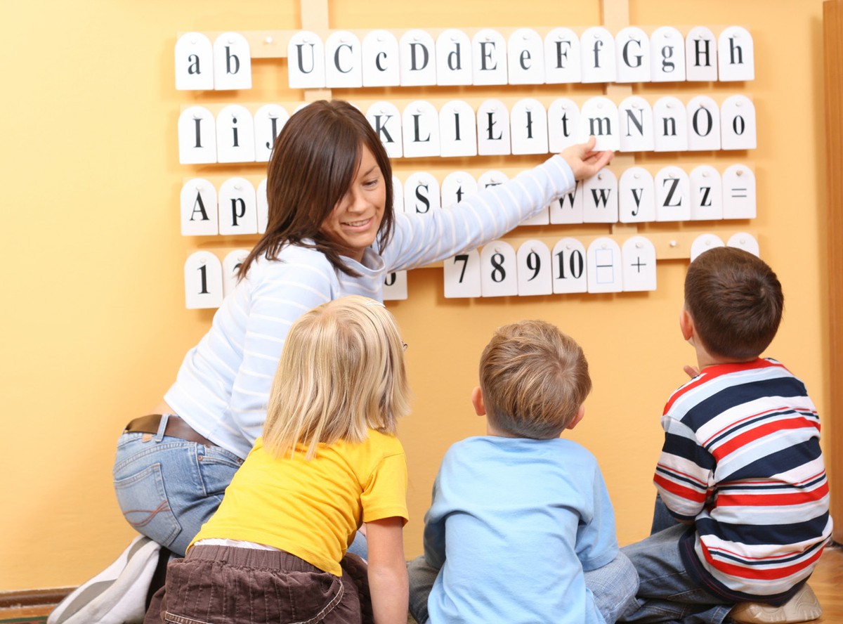 Polskie przedszkola niezgodnie z prawem pobierają opłaty za opiekę nad dzieckiem