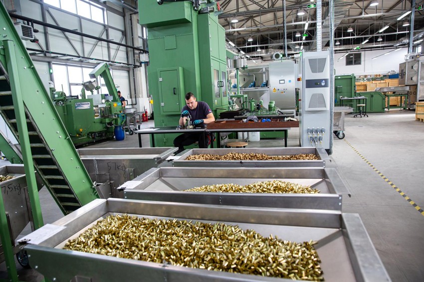 Belom, fabrika municije