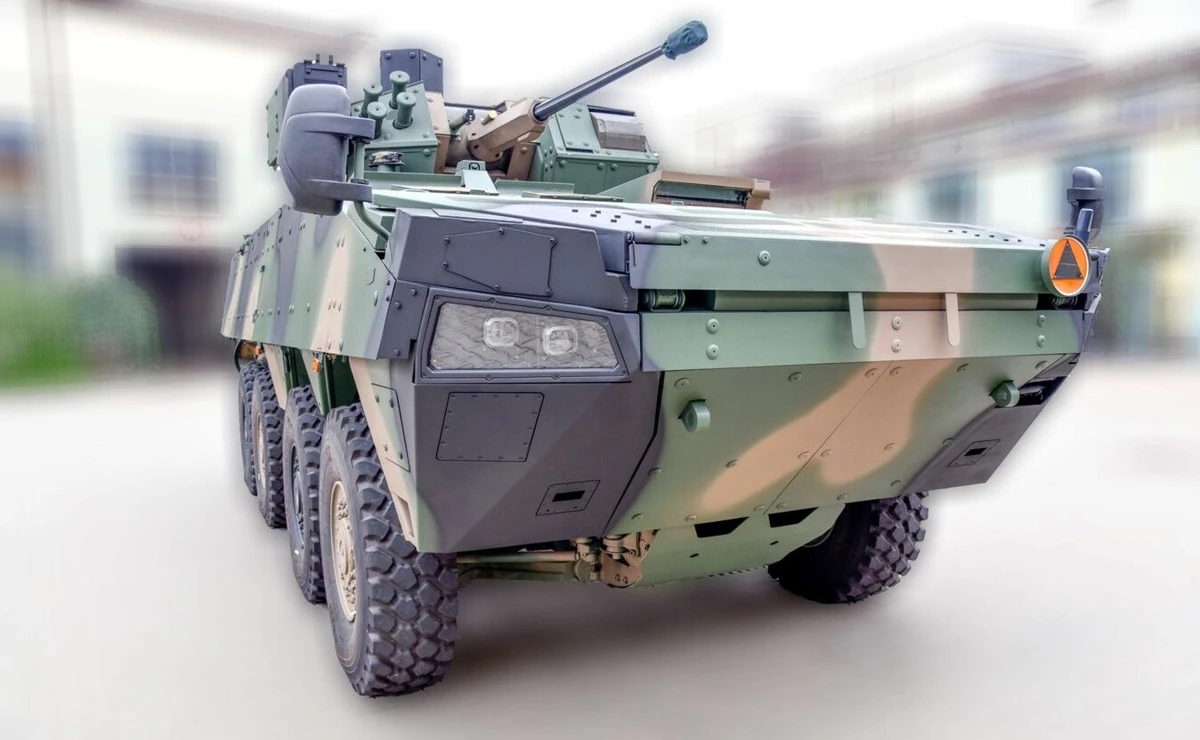 610 HP of power, 8x8 drive and 7.8 m body. This is the success of Polish engineers