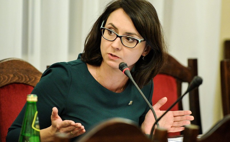 Posłanka Nowoczesnej Kamila Gasiuk-Pihowicz podczas posiedzenia sejmowej komisji sprawiedliwości i praw człowieka