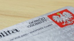twój pesel może być już w rękach oszustów. jedna zmiana w aplikacji uchroni cię przed niechcianym kredytem