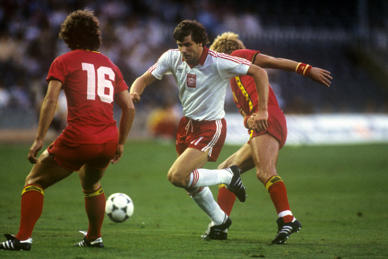 Włodzimierz Smolarek in einem Spiel gegen Belgien bei der Weltmeisterschaft 1982 in Spanien.