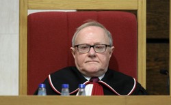 Dialog między TK a TSUE? Biernat: To żywcem wzięte z powieści Orwella "Rok 1984"