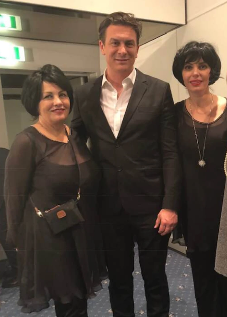 Ljiljana Blagojević, Branislav Tomašević i Vesna Stanković glumci  predstave "Dobri čovek"