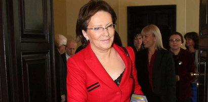 Wow! Polska pani minister w koronkach! FOTO
