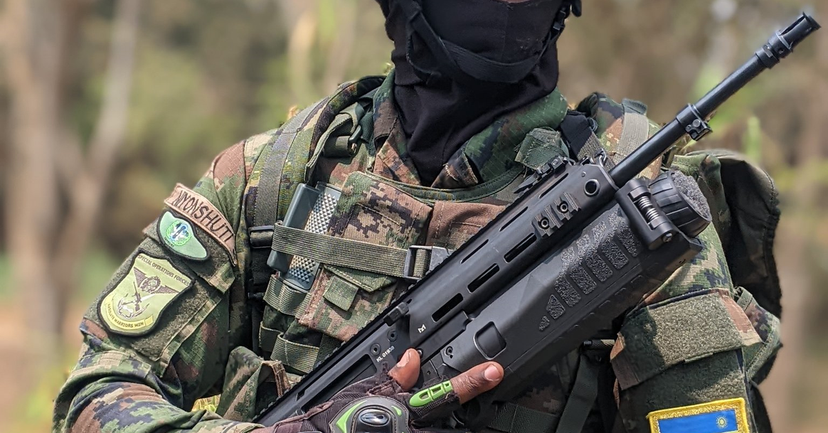 Z karabinkami GROT w ręku zajmują kolejne miasta. Walczą o cenne surowce