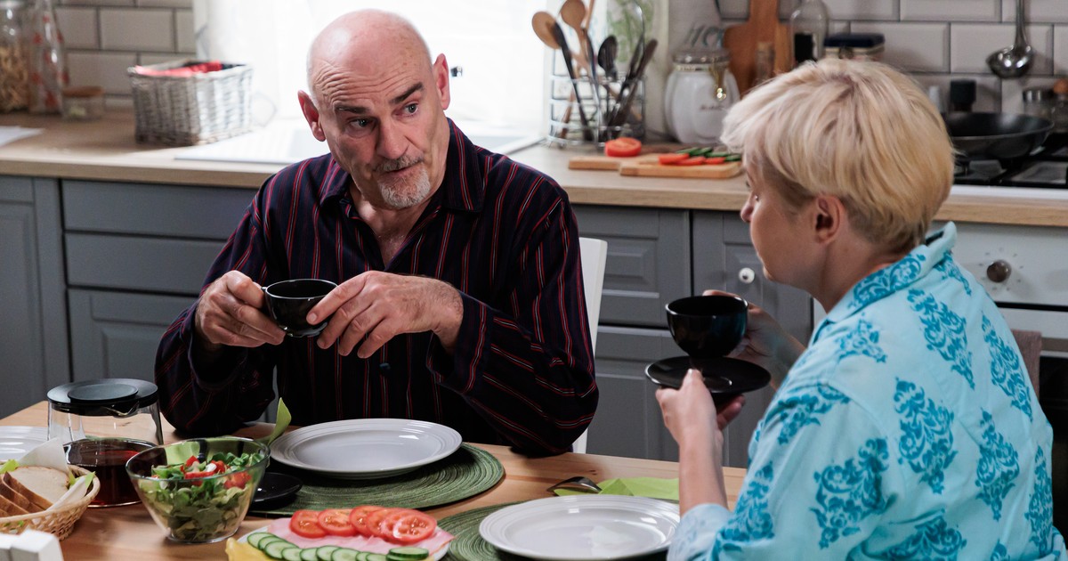 Znany aktor z "Na Wspólnej" zaatakowany przez fankę. Wyjaśnił, do czego doszło