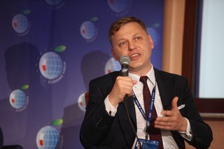 Szef Rządowego Centrum Analiz: Omikron może wymusić obowiązek szczepień [WYWIAD]