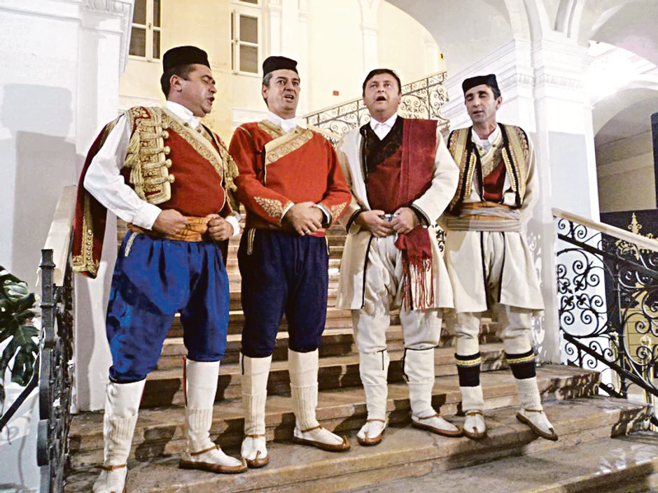 Ministarstvo kulture Republike Srbije zakonski je obavezano da čuva i štiti, podržava i materijalno pomaže ojkaču