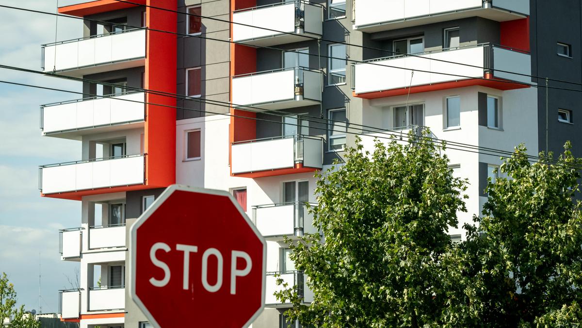 Ceny mieszkań na wynajem stale rosną , a tych wolnych ubywa z dnia na dzień.