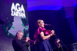 Nazywana jest damą polskiego jazzu. Aga Zaryan wystąpi na warszawskiej Starówce