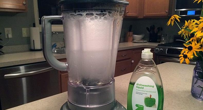 How to clean your blender