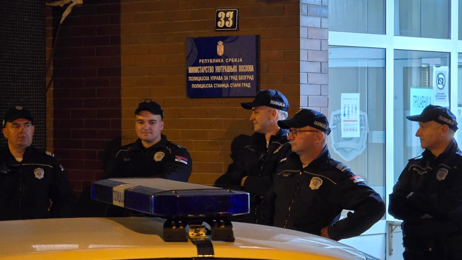 policija privođenje