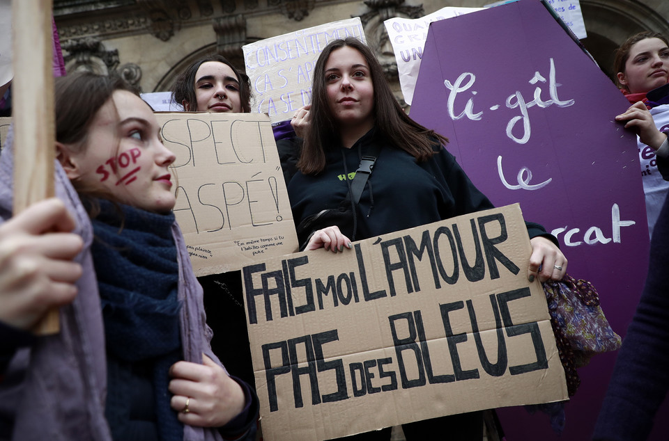 Francja: marsze przeciw przemocy wobec kobiet