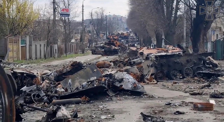 Główna ulica w Buczy po ataku Rosjan