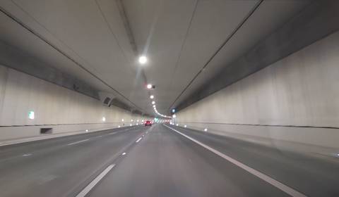 Już prawie 10 milionów pojazdów przejechało najdłuższym tunelem w Polsce