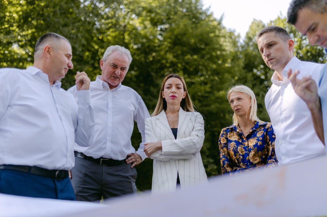 Ministarka Mesarović obišla radove: Izgradnja glavnog kolektora u Rtnju važno za uredno snabdevanje vodom (foto)