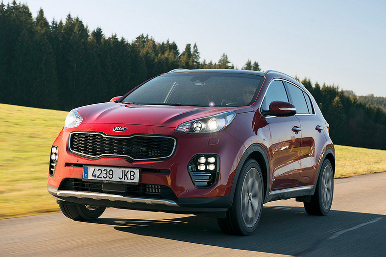 Nowa Kia Sportage - jazda szybka na lodzie