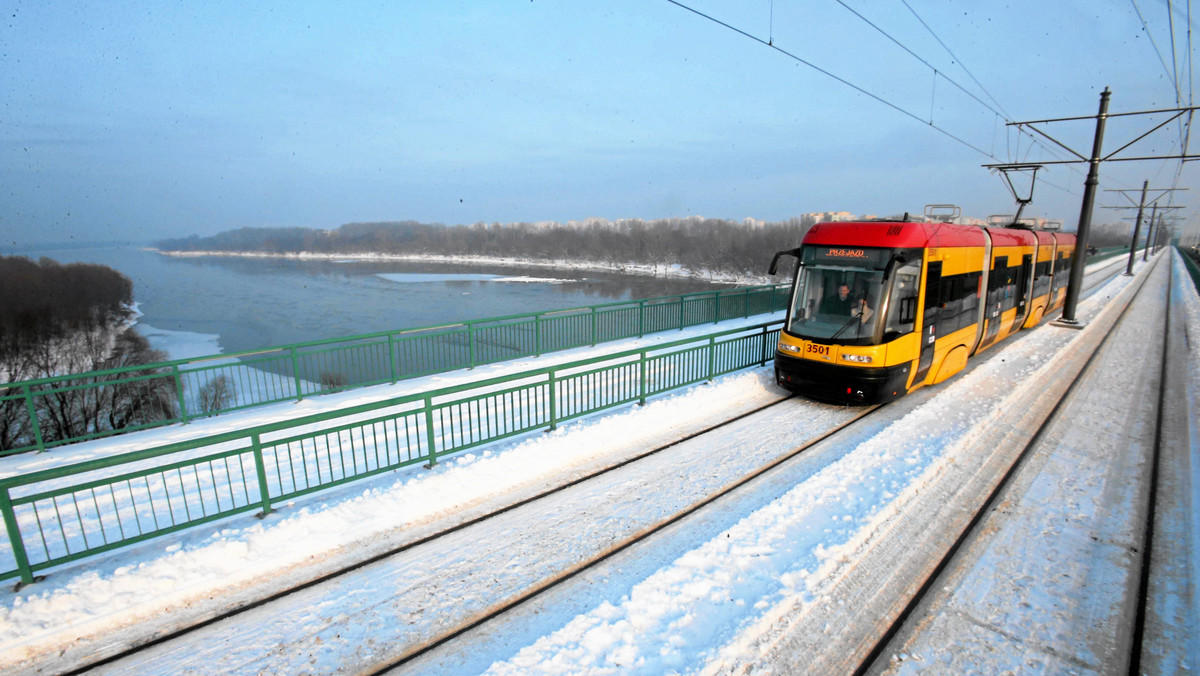 Nareszcie! Od poniedziałku tramwaje będą jeździć mostem Skłodowskiej-Curie zwanym potocznie Północnym. Linia nr 2 połączy Tarchomin z Młocinami. Będą ją obsługiwać dwukierunkowe Swingi.