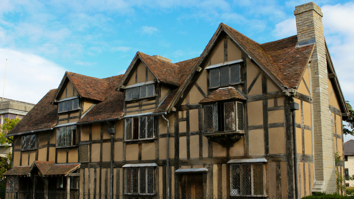 W Stratford-upon-Avon, gdzie William Szekspir (1564-1616) urodził się i mieszkał pod koniec życia, przystąpiono do wykopalisk archeologicznych w nadziei, że znaleziska pozwolą ustalić, jakim był człowiekiem.