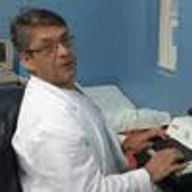 Dr Veljko Popović