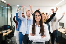 Liderstwo kobiet, wellbeing i wielopokoleniowość. Od trendów do praktyki firm