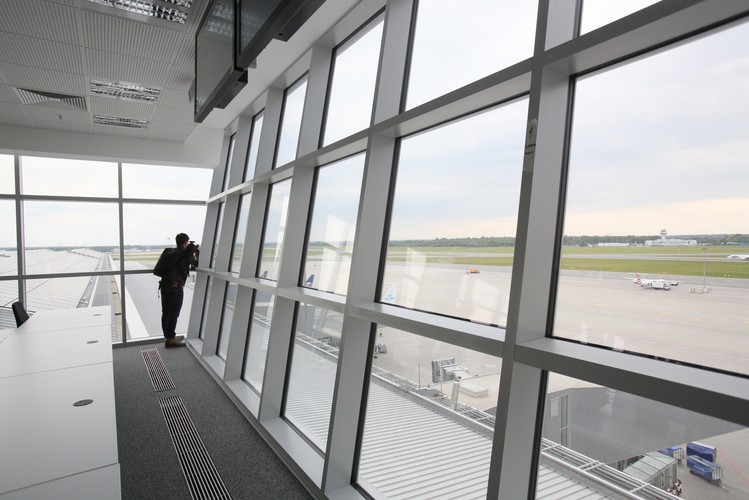 Warszawskie lotnisko Okęcie