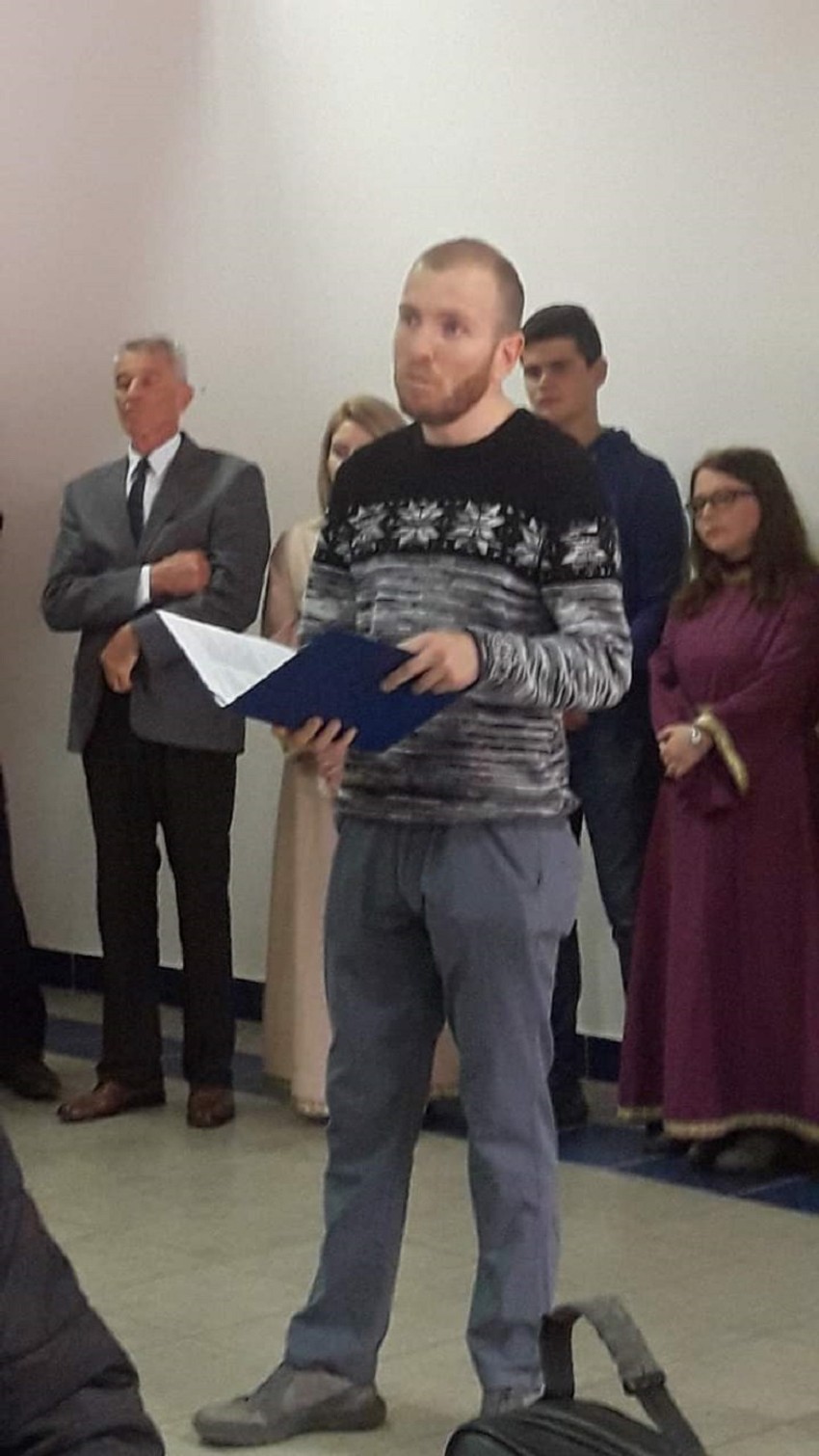 Miroslav danas piše pesme