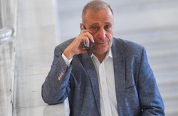 Gorąco w studiu. Poszło o milionowe zarobki Kurskich w TVP