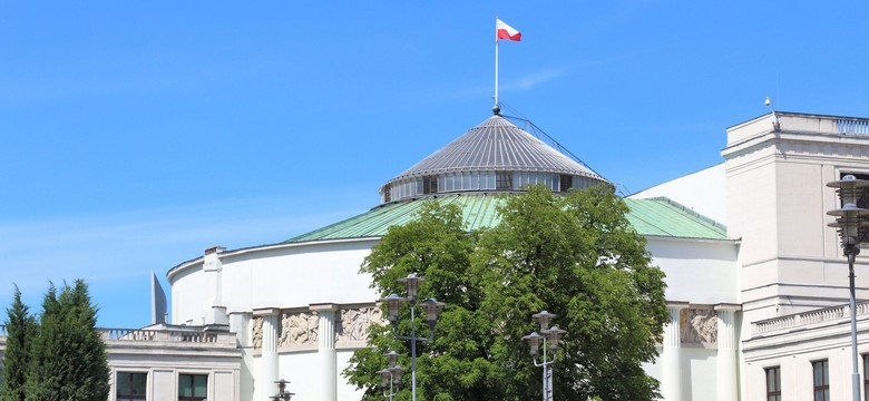 Poseł Kukiz'15: PiS po raz kolejny kopiuje nasze pomysły, ale tym razem robi to nieudolnie