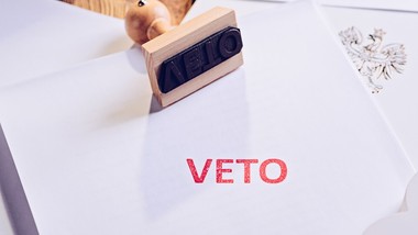 podwyżki akcyzy i podatku cukrowego. prezydent nawrocki zawetował dwie nowelizacje