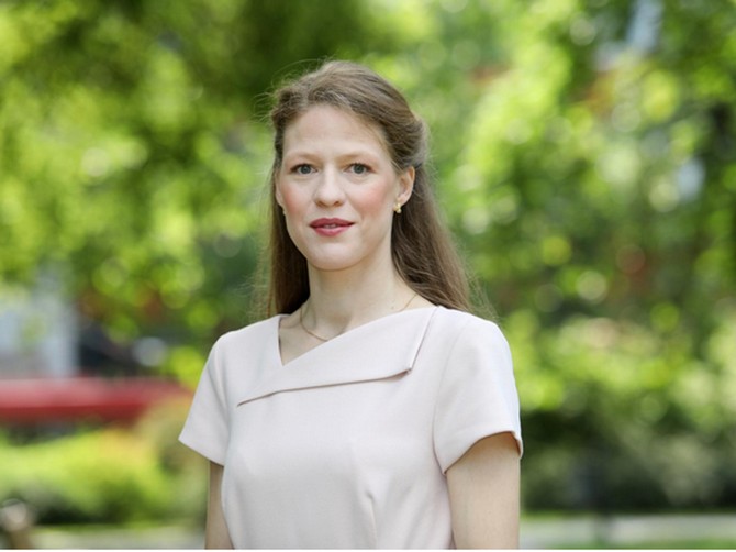 Princeza Danica Karađorđević obelodanila da je trudna, dobila uvrede na račun izgleda zbog ove kombinacije