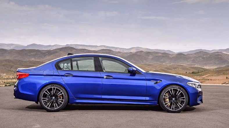 BMW M5 - nadjeżdża nowy król sportowych sedanów